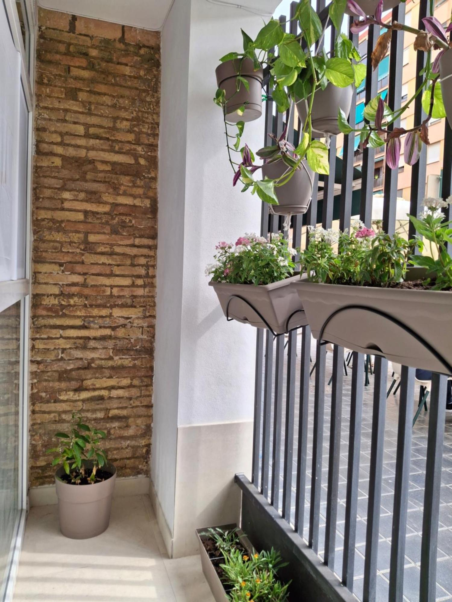 Bonito Apartamento De 2 Habitaciones Cerca De La Estacion Joaquin Sorolla Valencia Exterior foto
