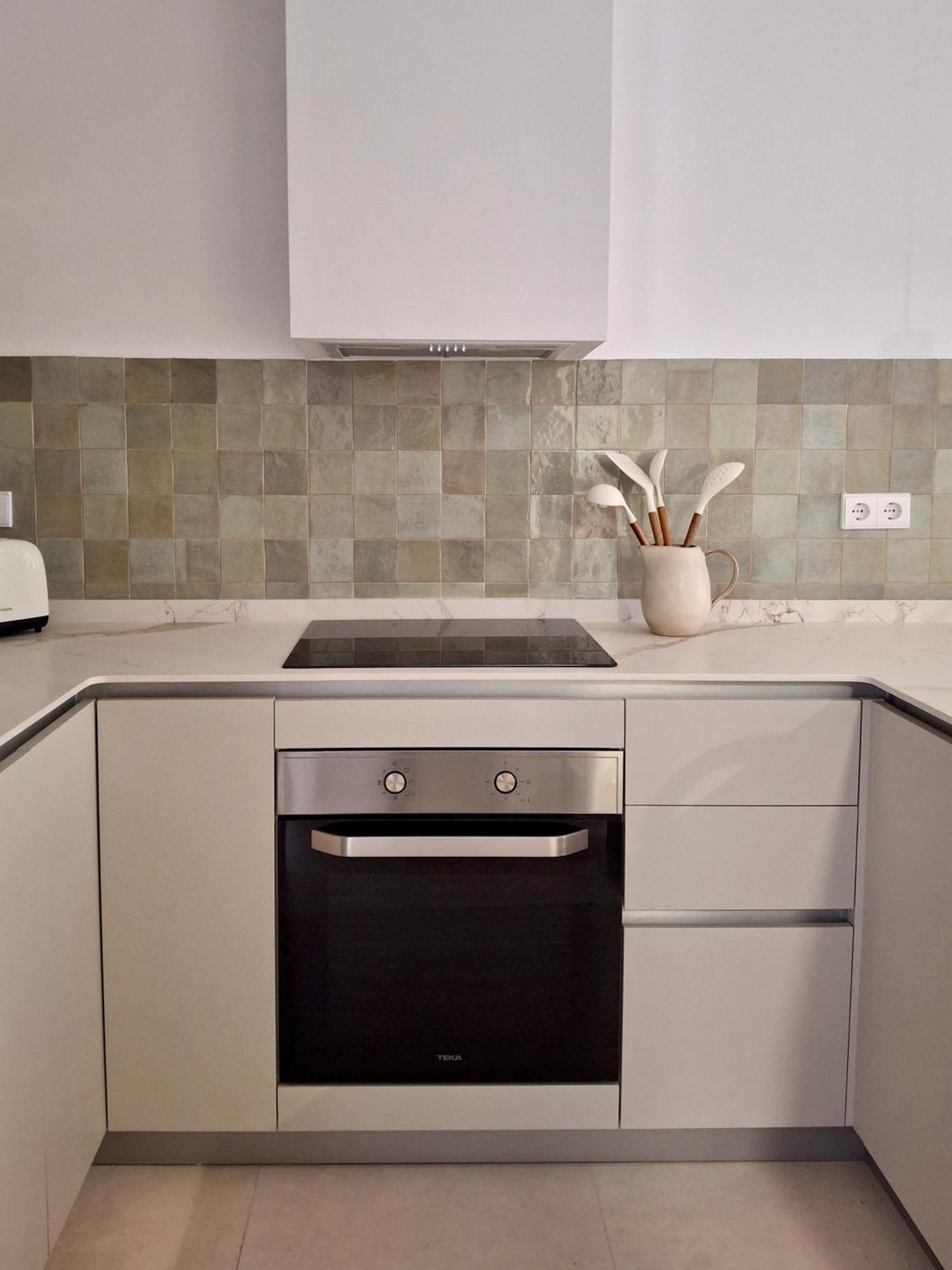 Bonito Apartamento De 2 Habitaciones Cerca De La Estacion Joaquin Sorolla Valencia Exterior foto