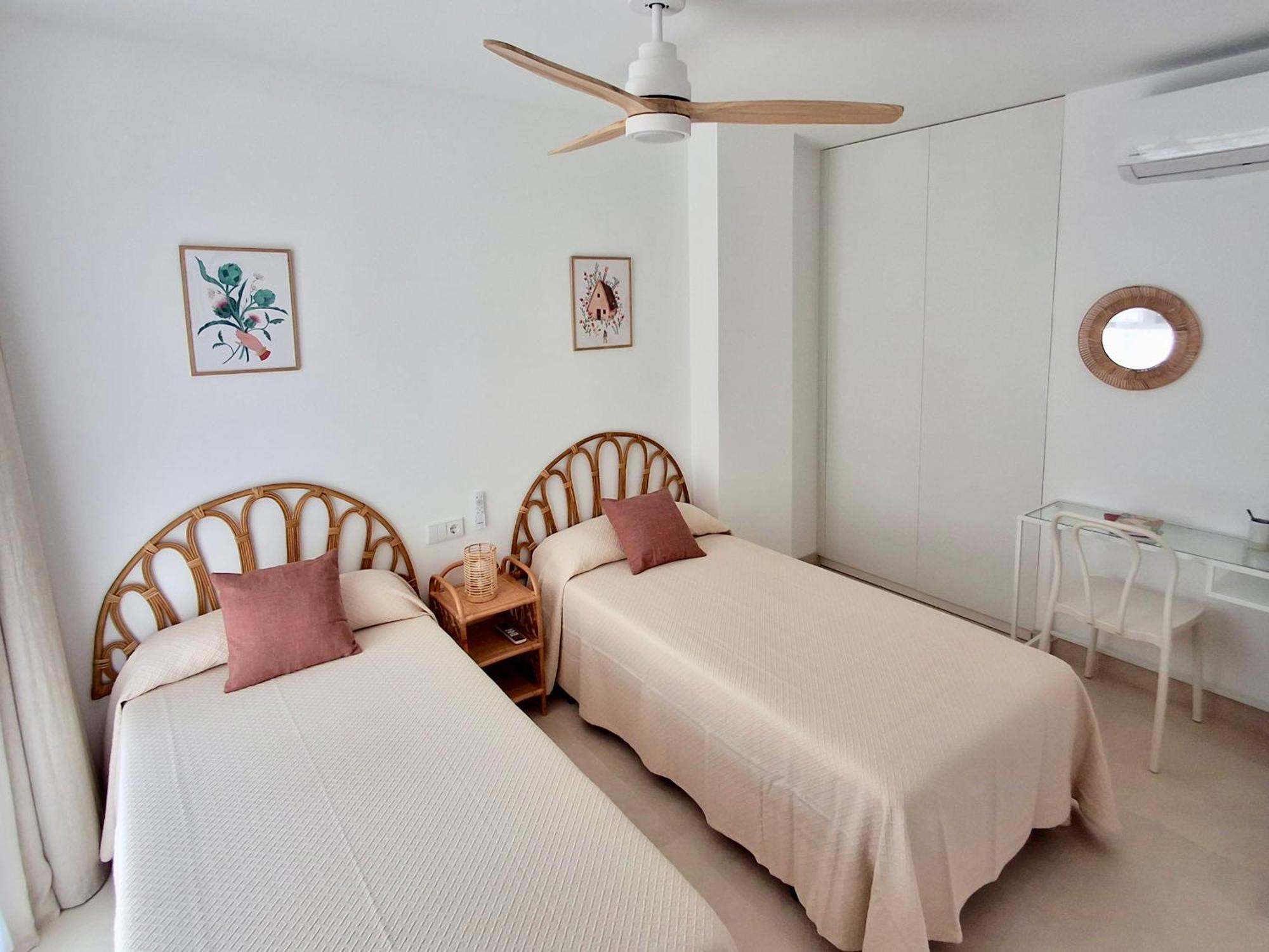 Bonito Apartamento De 2 Habitaciones Cerca De La Estacion Joaquin Sorolla Valencia Exterior foto